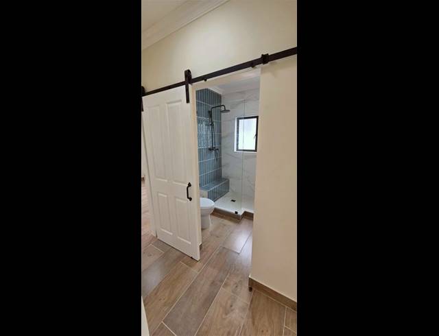 2 BEDROOM APARTMENT FOR SALE IN SHEFFIELD BEACH